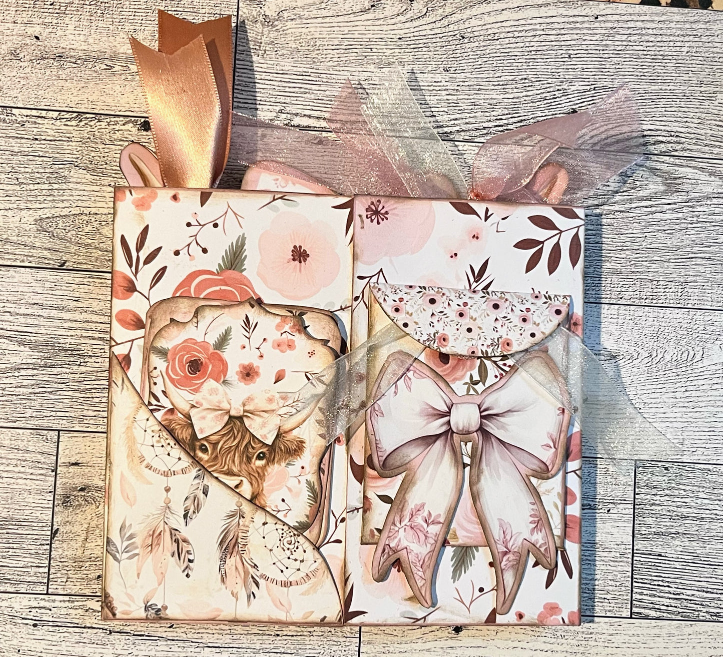 Highland cow 3d card in hobo color tones with ribbon embellishments back cover showing pockets