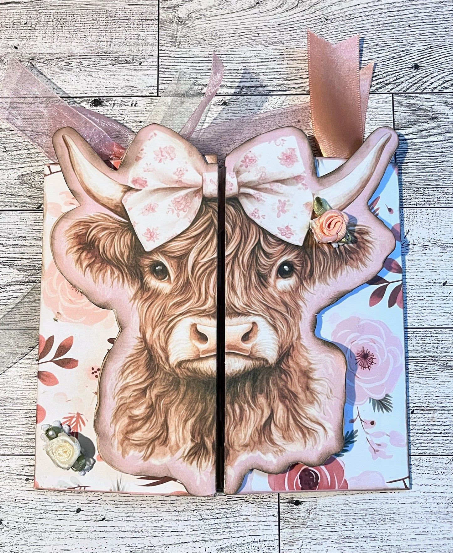 Highland cow 3d card in hobo color tones with ribbon embellishments