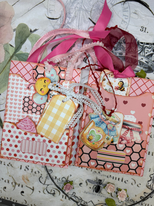 Bee Mine Valentine Mini Pocket Folio – Pockets, Tags & Ephemera