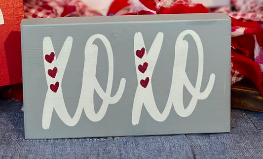 XOXO Sign
